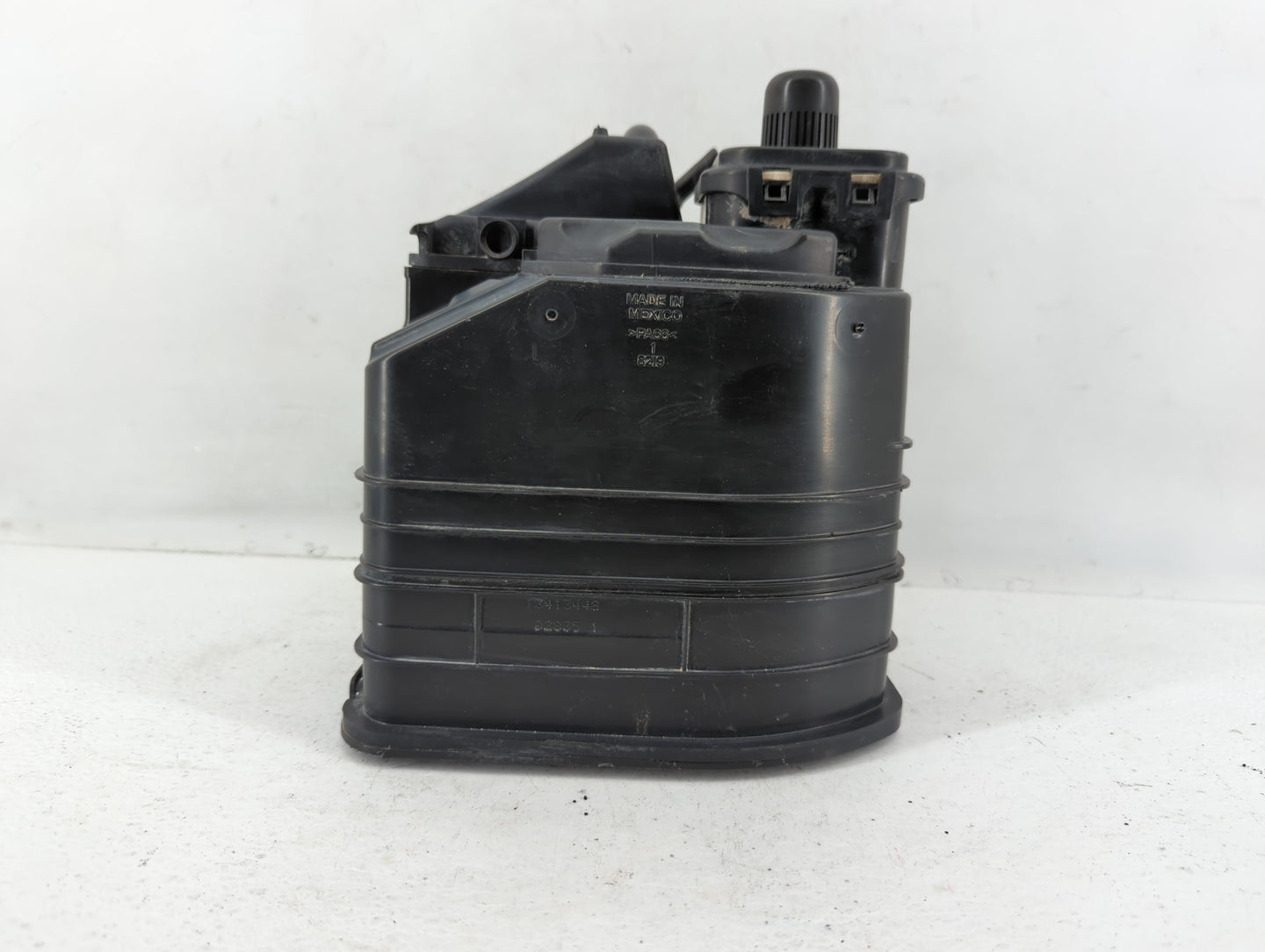 2013 Chevrolet Malibu Fuel Vapor Charcoal Canister - Oemusedautoparts1.com