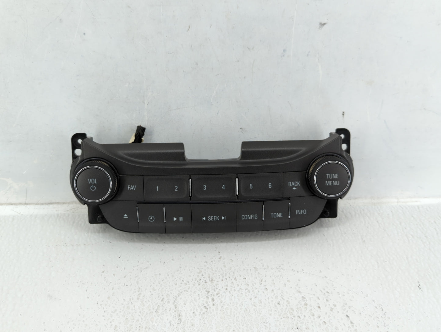 2013-2013 Chevrolet Malibu Radio Control Panel - Oemusedautoparts1.com