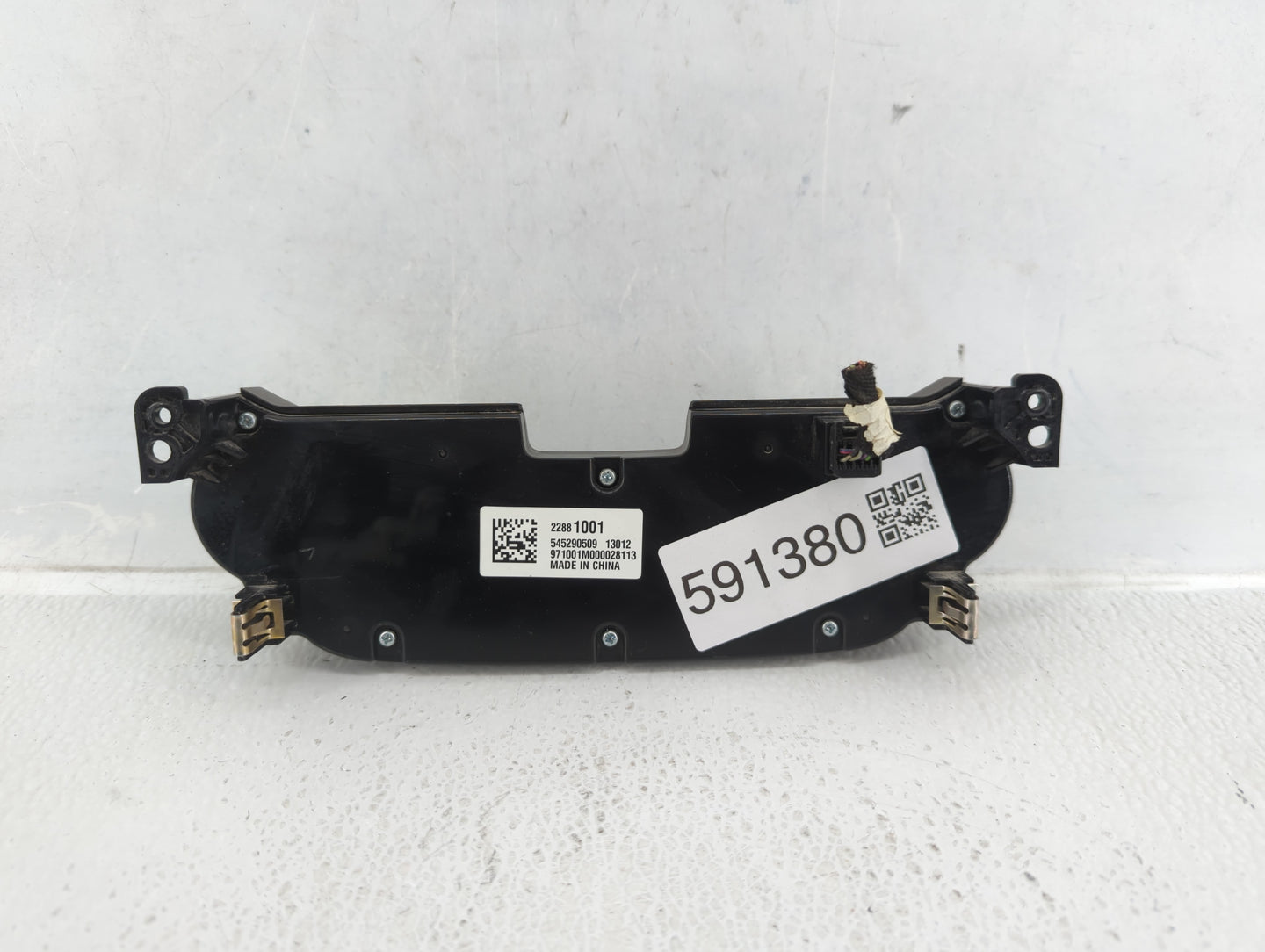 2013-2013 Chevrolet Malibu Radio Control Panel - Oemusedautoparts1.com