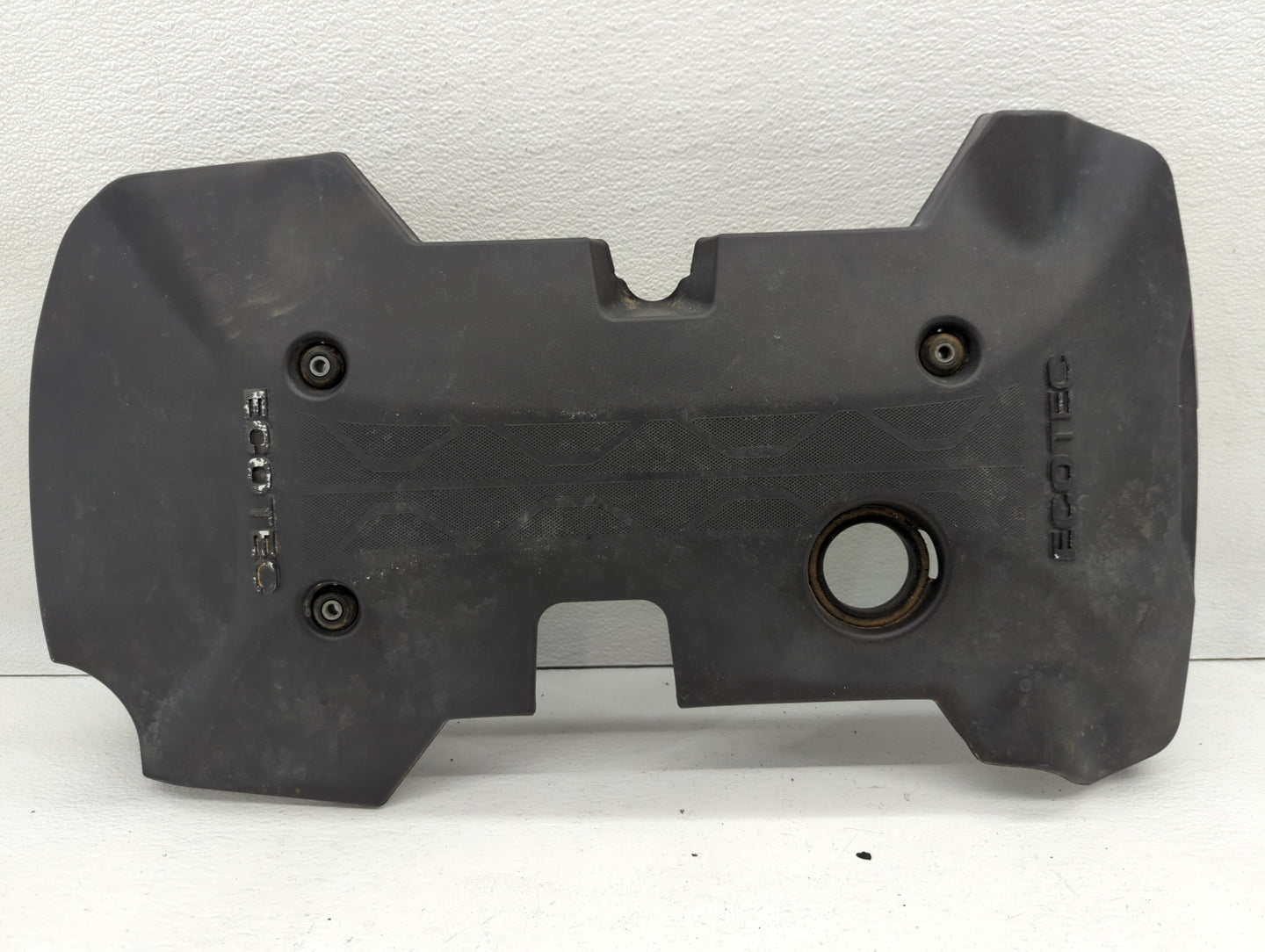 2013 Chevrolet Malibu Engine Cover - Oemusedautoparts1.com