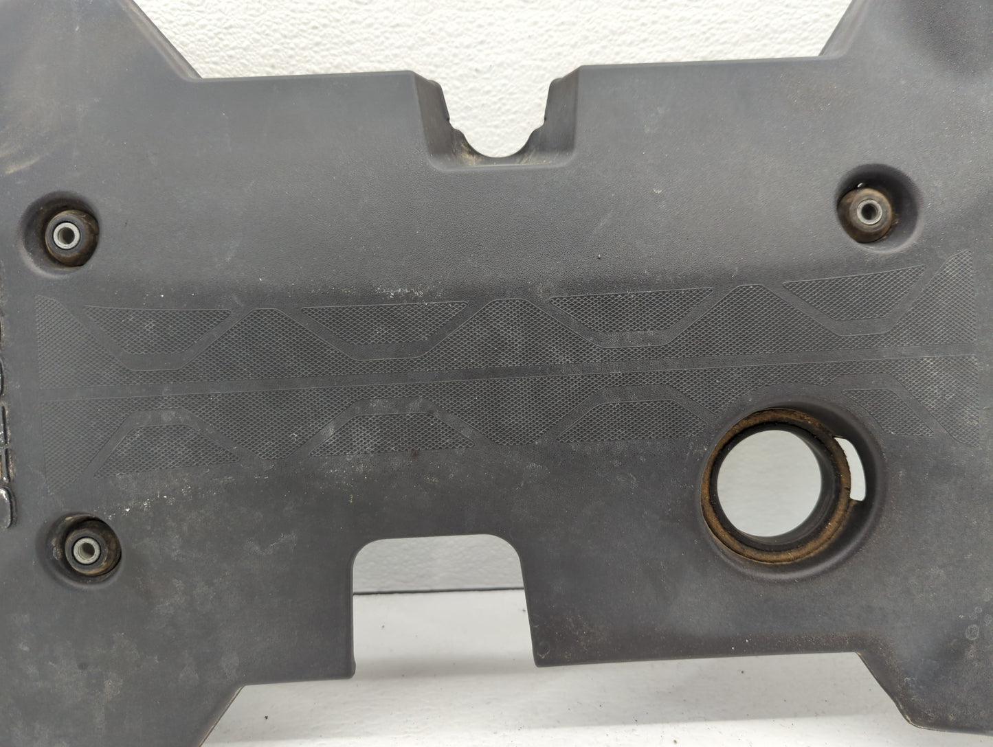 2013 Chevrolet Malibu Engine Cover - Oemusedautoparts1.com