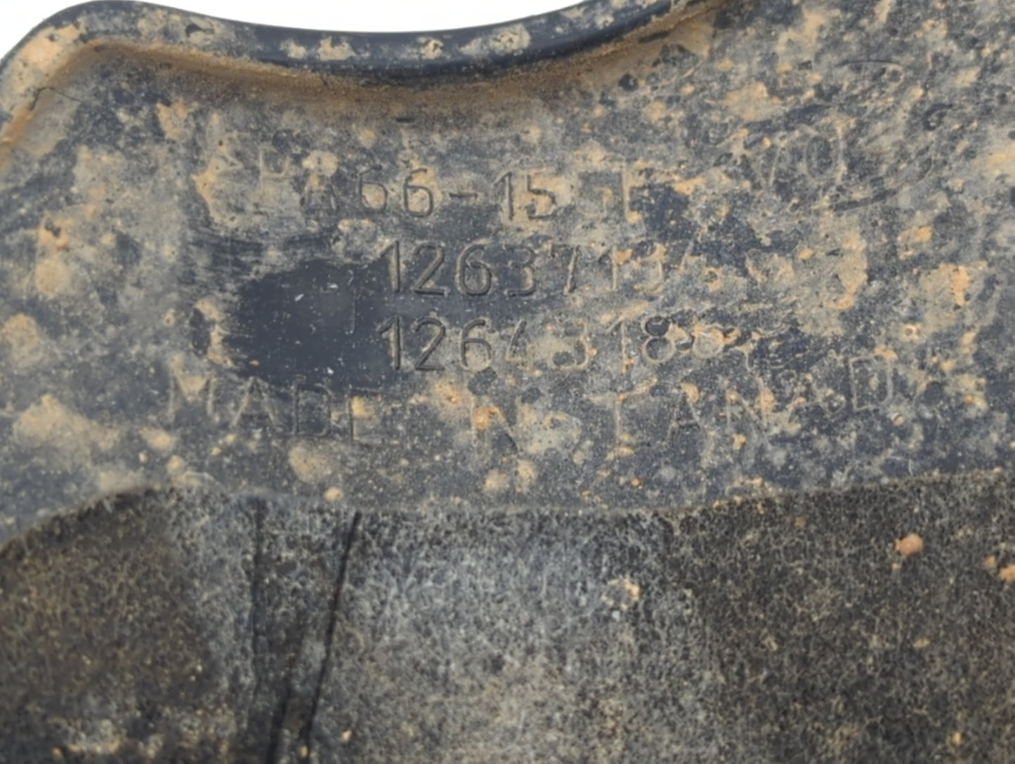 2013 Chevrolet Malibu Engine Cover - Oemusedautoparts1.com