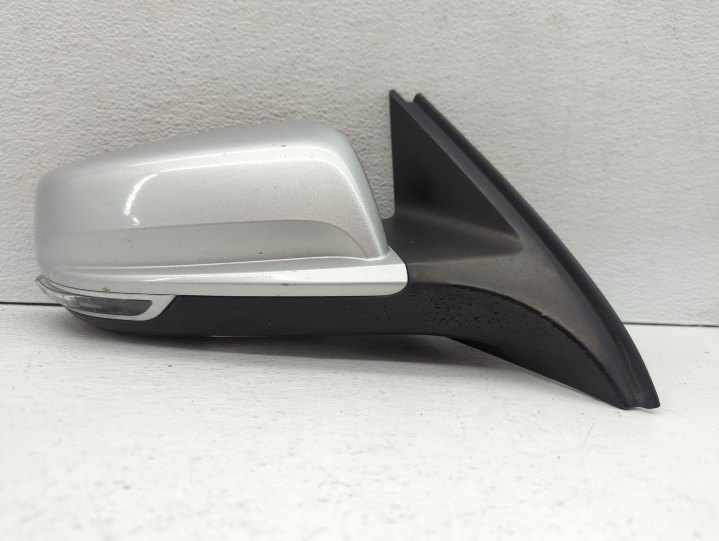 2013 Chevrolet Malibu Passenger Side View Mirror - Right Door Mirror OEM Used - Oemusedautoparts1.com