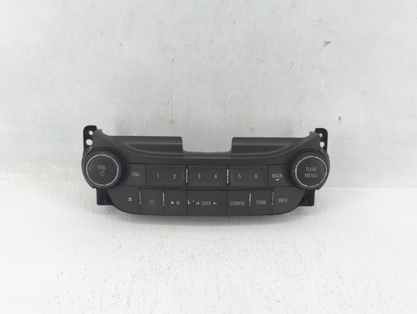 2013 Chevrolet Malibu Radio AM FM Cd Player Receiver Replacement P/N:22881001 Fits OEM Used Auto Parts - Oemusedautoparts1.c