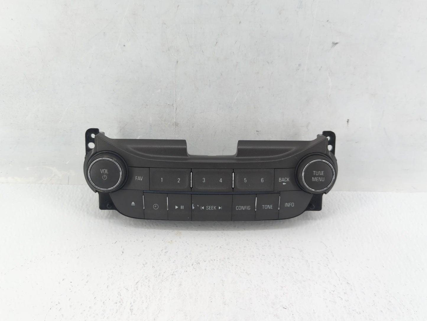 2013 Chevrolet Malibu Radio AM FM Cd Player Receiver Replacement P/N:22881001 Fits OEM Used Auto Parts - Oemusedautoparts1.c