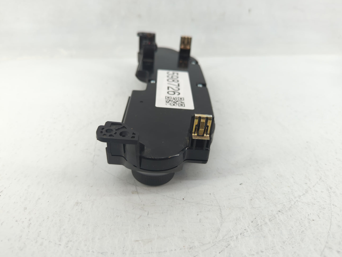 2013 Chevrolet Malibu Radio AM FM Cd Player Receiver Replacement P/N:22881001 Fits OEM Used Auto Parts - Oemusedautoparts1.c