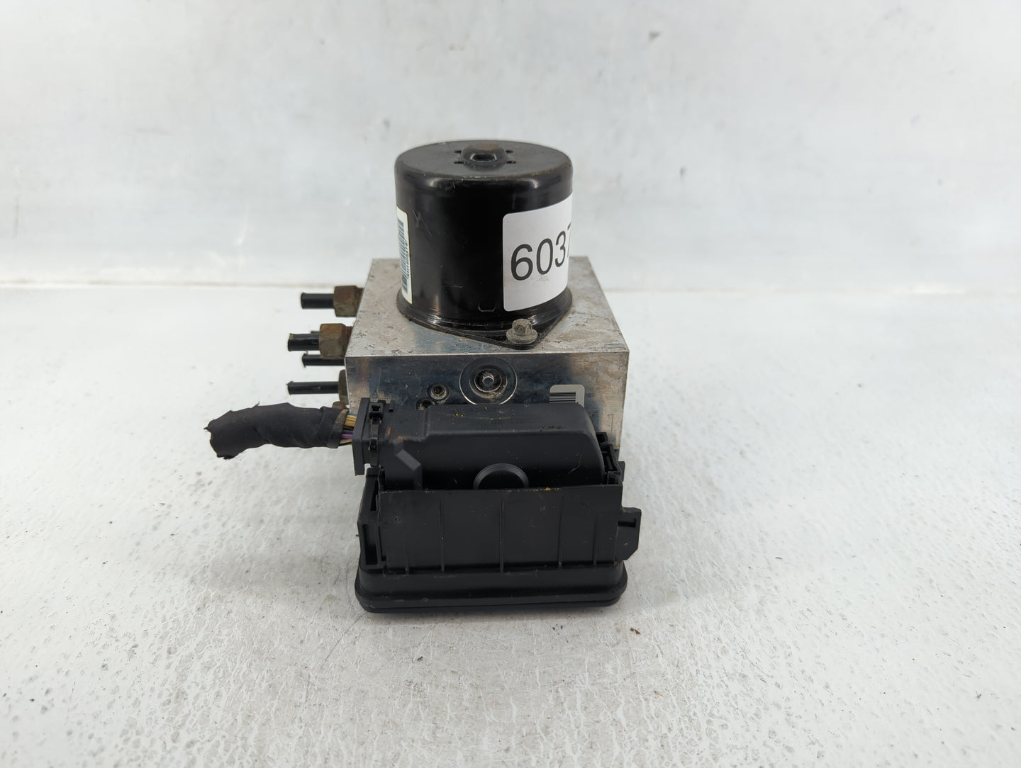 2013-2016 Chevrolet Malibu ABS Pump Control Module Replacement P/N:22971448 Fits Fits 2012 2013 2014 2015 2016 OEM Used Auto