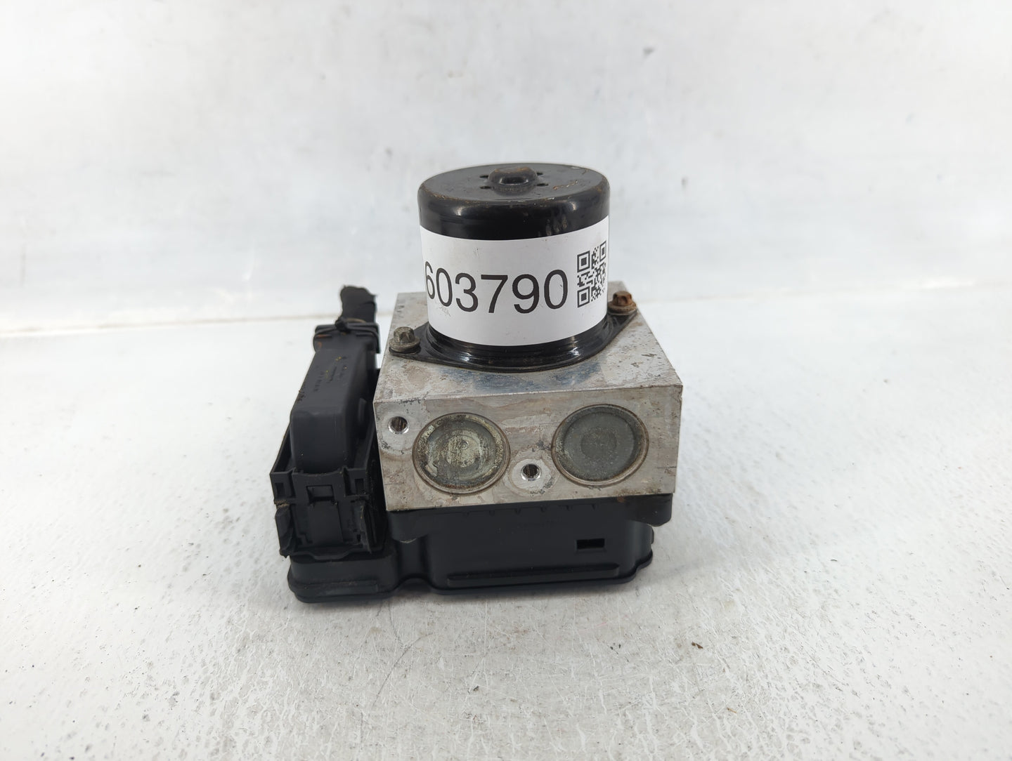 2013-2016 Chevrolet Malibu ABS Pump Control Module Replacement P/N:22971448 Fits Fits 2012 2013 2014 2015 2016 OEM Used Auto