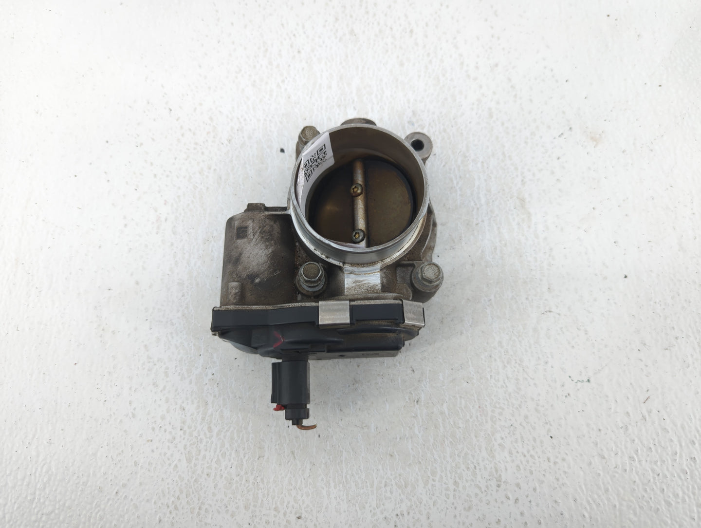2013-2014 Chevrolet Malibu Throttle Body P/N:12632101CA Fits Fits 2012 2013 2014 2015 OEM Used Auto Parts - Oemusedautoparts