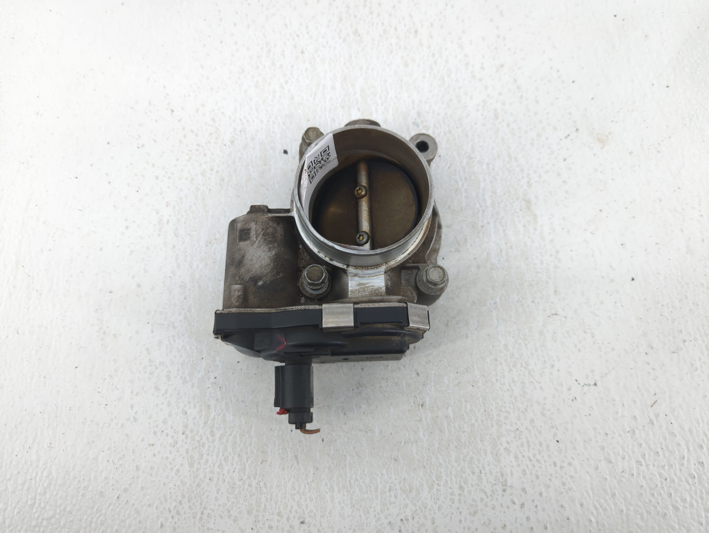 2013-2014 Chevrolet Malibu Throttle Body P/N:12632101CA Fits Fits 2012 2013 2014 2015 OEM Used Auto Parts - Oemusedautoparts