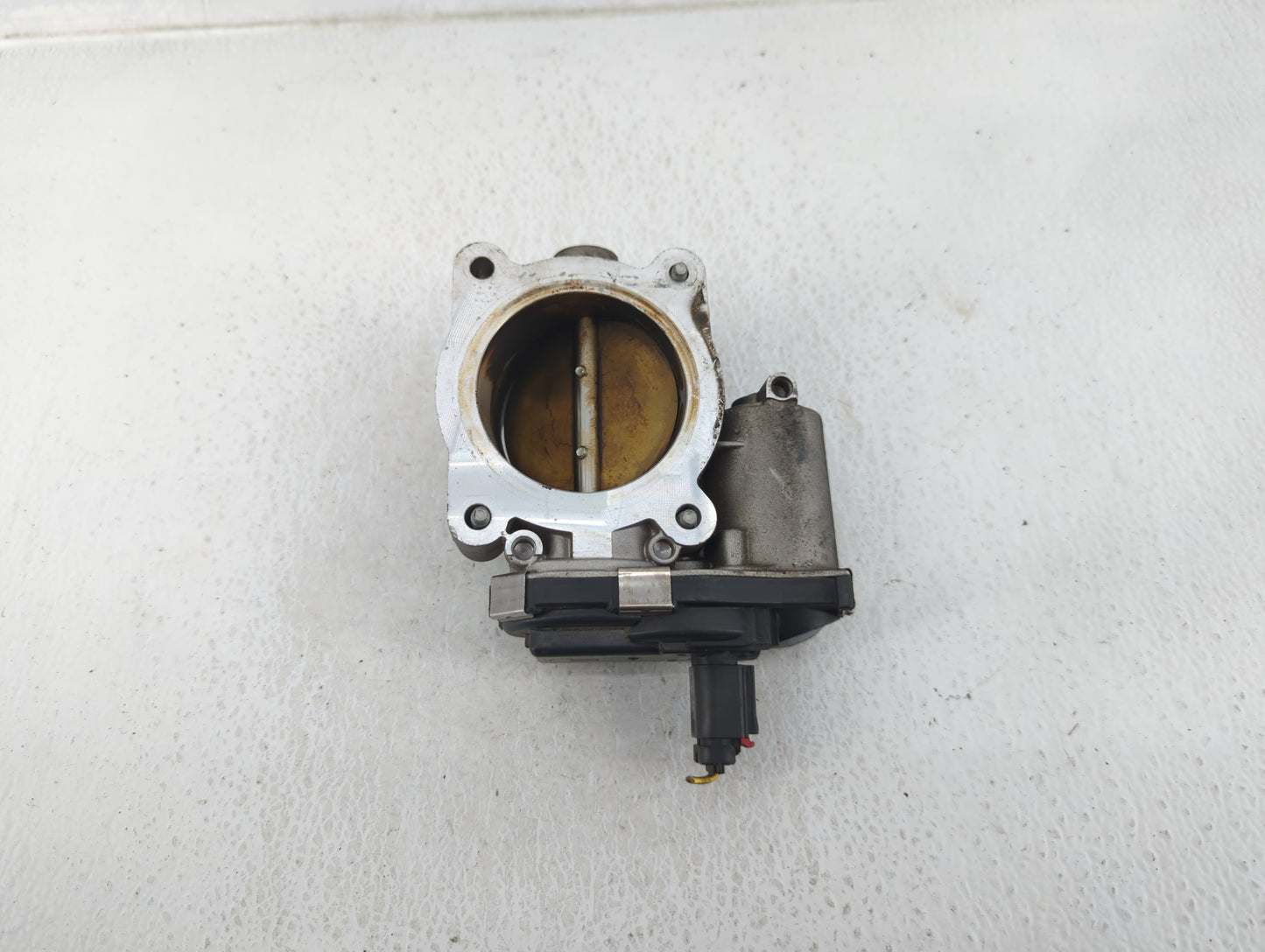 2013-2014 Chevrolet Malibu Throttle Body P/N:12632101CA Fits Fits 2012 2013 2014 2015 OEM Used Auto Parts - Oemusedautoparts