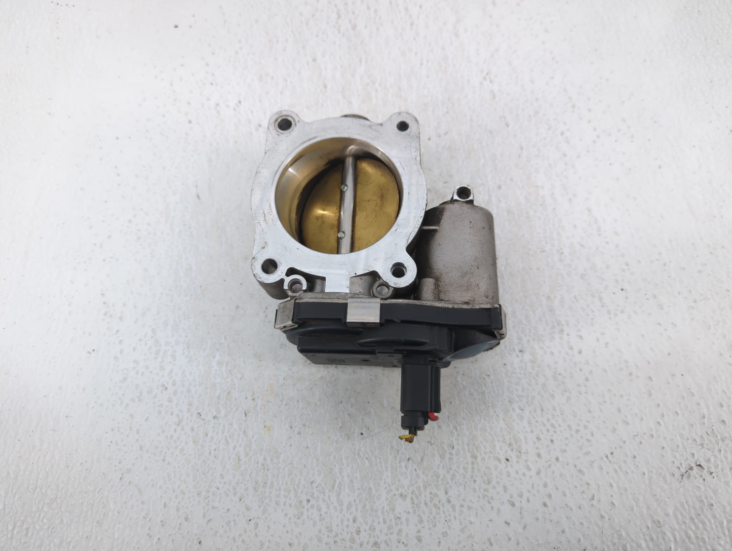 2013-2014 Chevrolet Malibu Throttle Body P/N:12632101CA Fits Fits 2012 2013 2014 2015 OEM Used Auto Parts - Oemusedautoparts