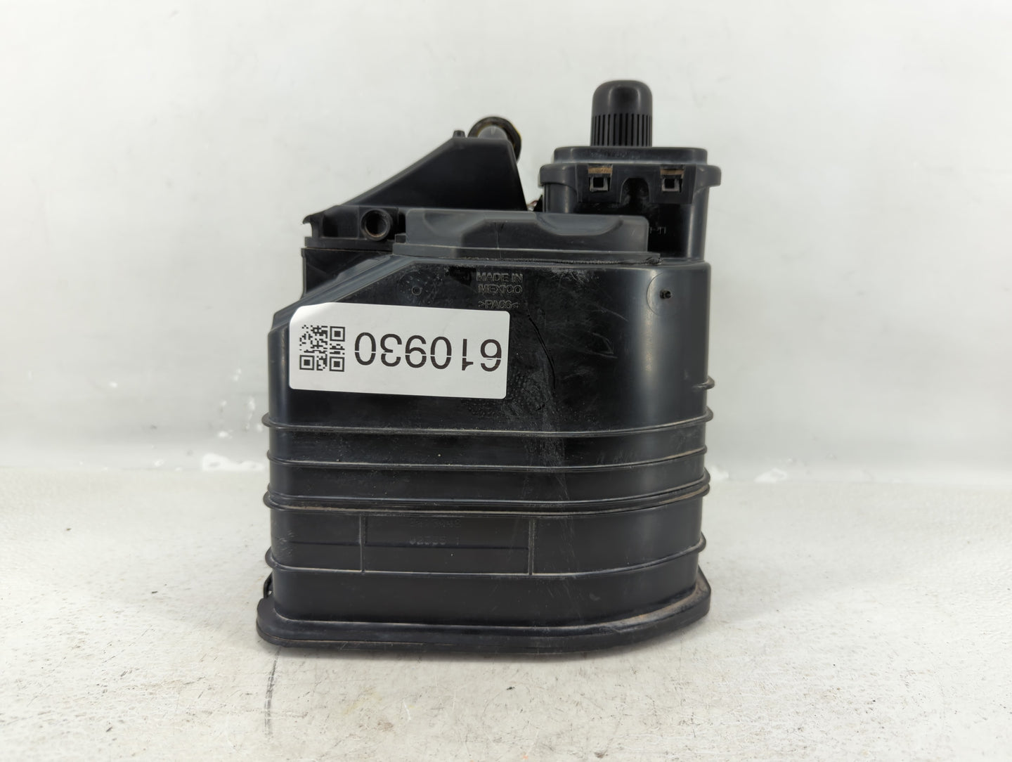2013 Chevrolet Malibu Fuel Vapor Charcoal Canister - Oemusedautoparts1.com