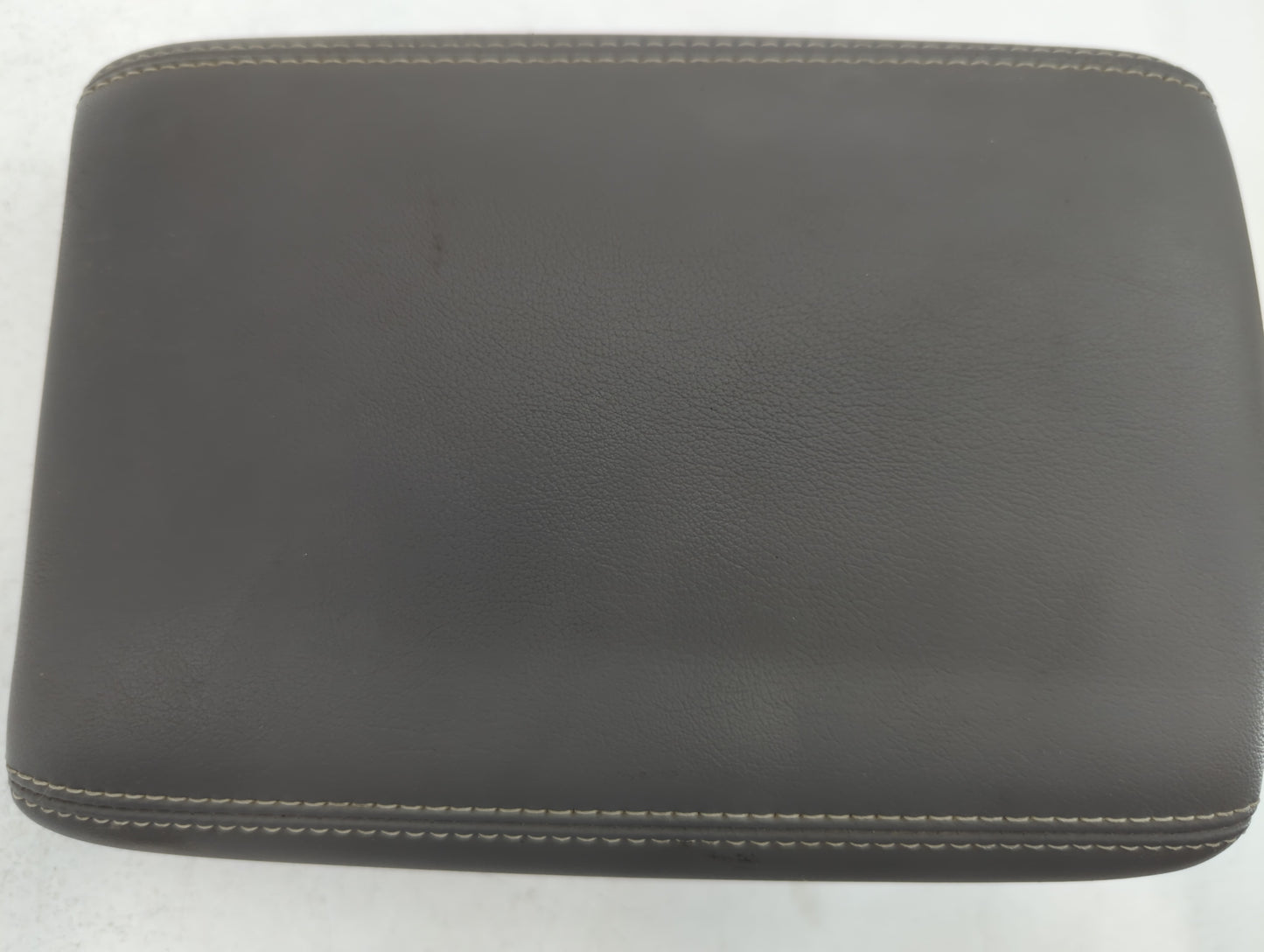 2013-2013 Chevrolet Malibu Center Console Armrest Cover Lid Dark Grey - Oemusedautoparts1.com