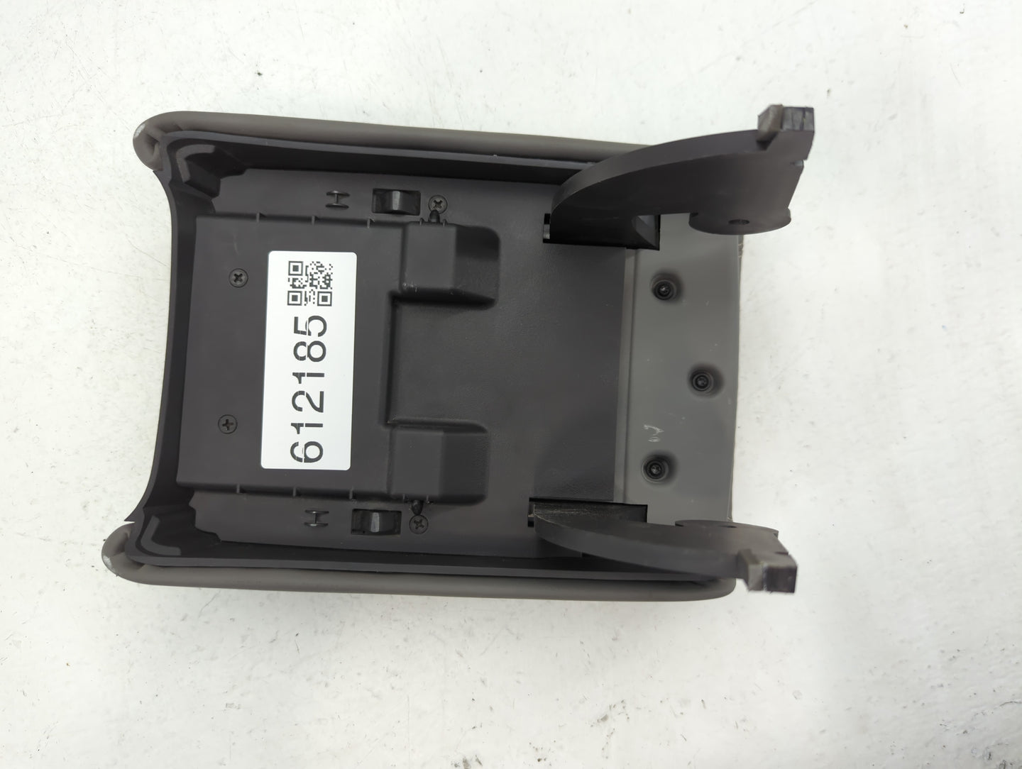 2013-2013 Chevrolet Malibu Center Console Armrest Cover Lid Dark Grey - Oemusedautoparts1.com