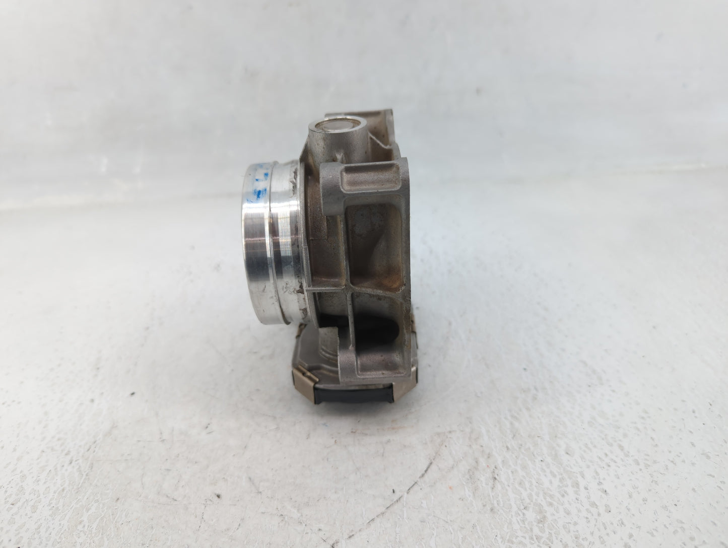 2013-2021 Chevrolet Malibu Throttle Body P/N:12627067DA Fits Fits 2013 2014 2015 2016 2017 2018 2019 2020 2021 OEM Used Auto