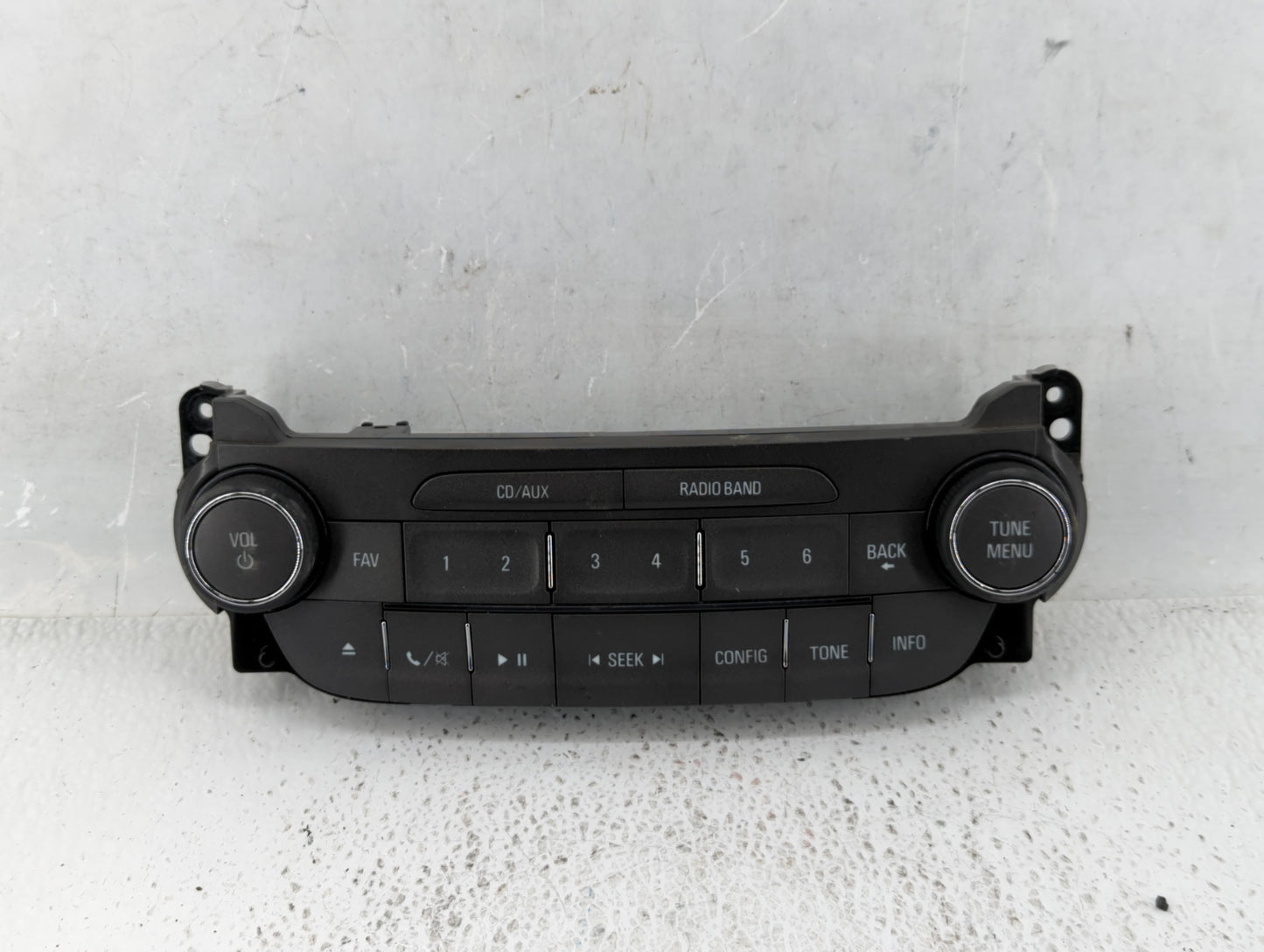 2013 Chevrolet Malibu Radio AM FM Cd Player Receiver Replacement P/N:22880998 Fits OEM Used Auto Parts - Oemusedautoparts1.c