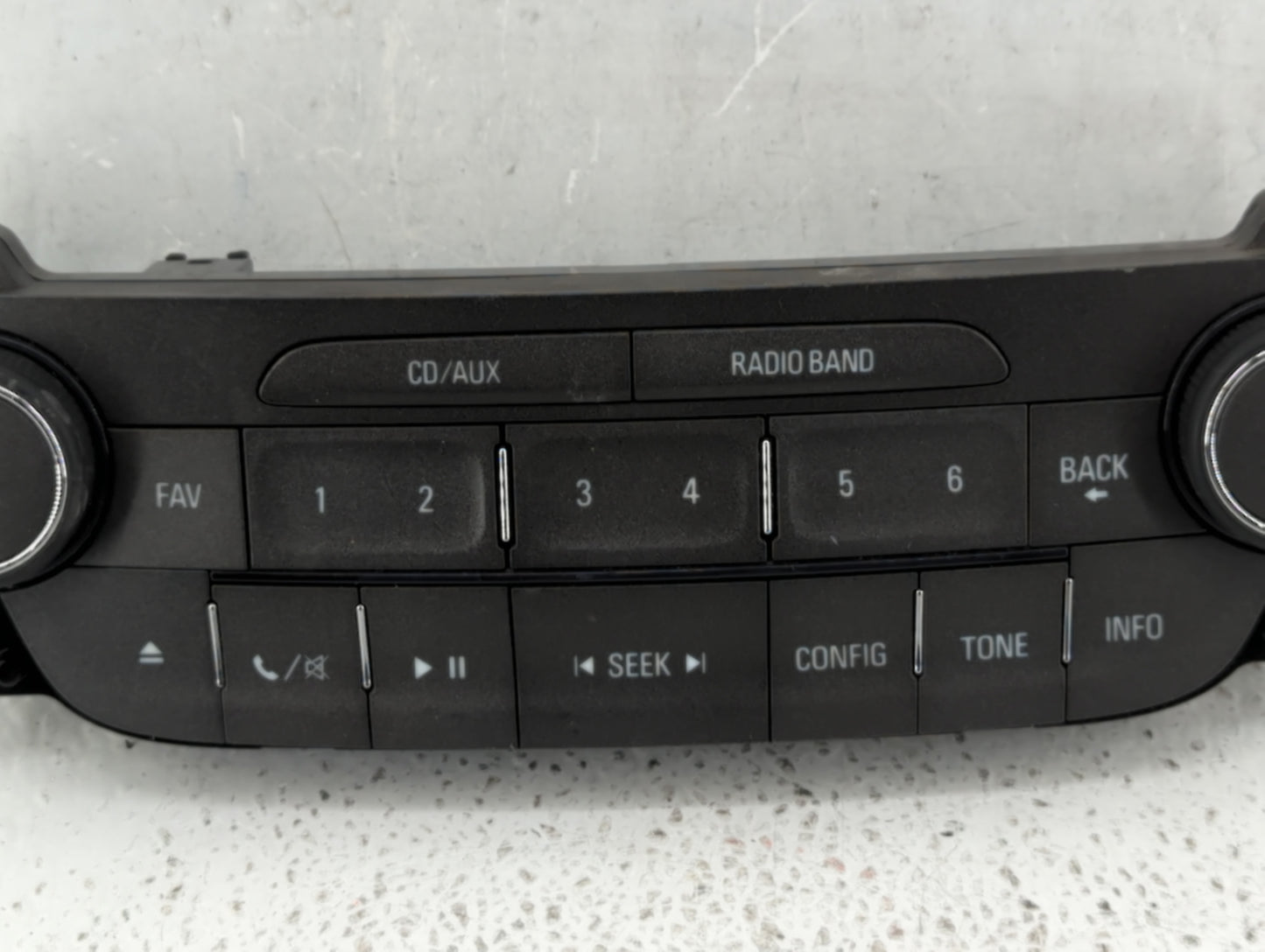 2013 Chevrolet Malibu Radio AM FM Cd Player Receiver Replacement P/N:22880998 Fits OEM Used Auto Parts - Oemusedautoparts1.c