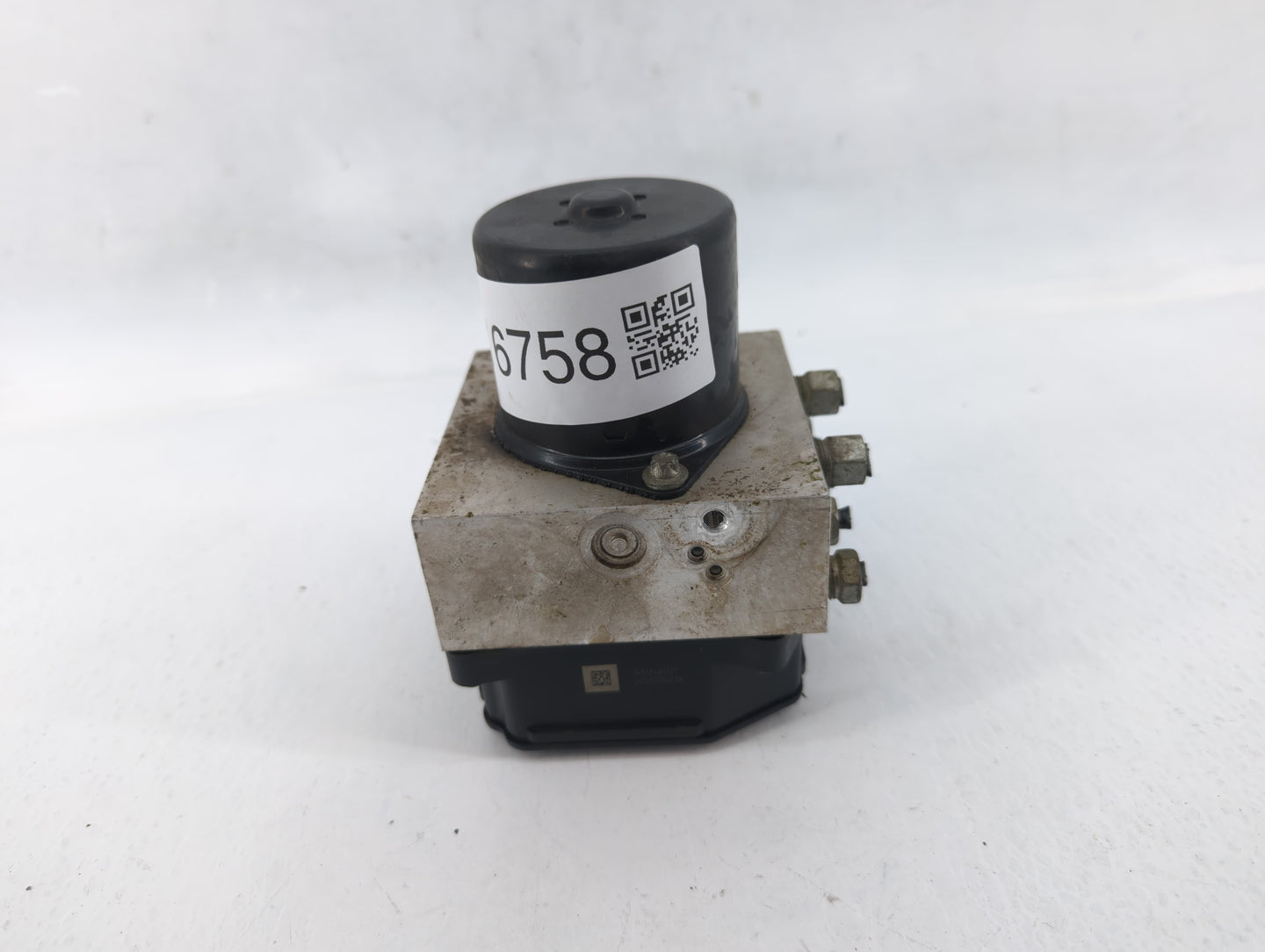 2013-2016 Chevrolet Malibu ABS Pump Control Module Replacement P/N:22971448 Fits Fits 2012 2013 2014 2015 2016 OEM Used Auto