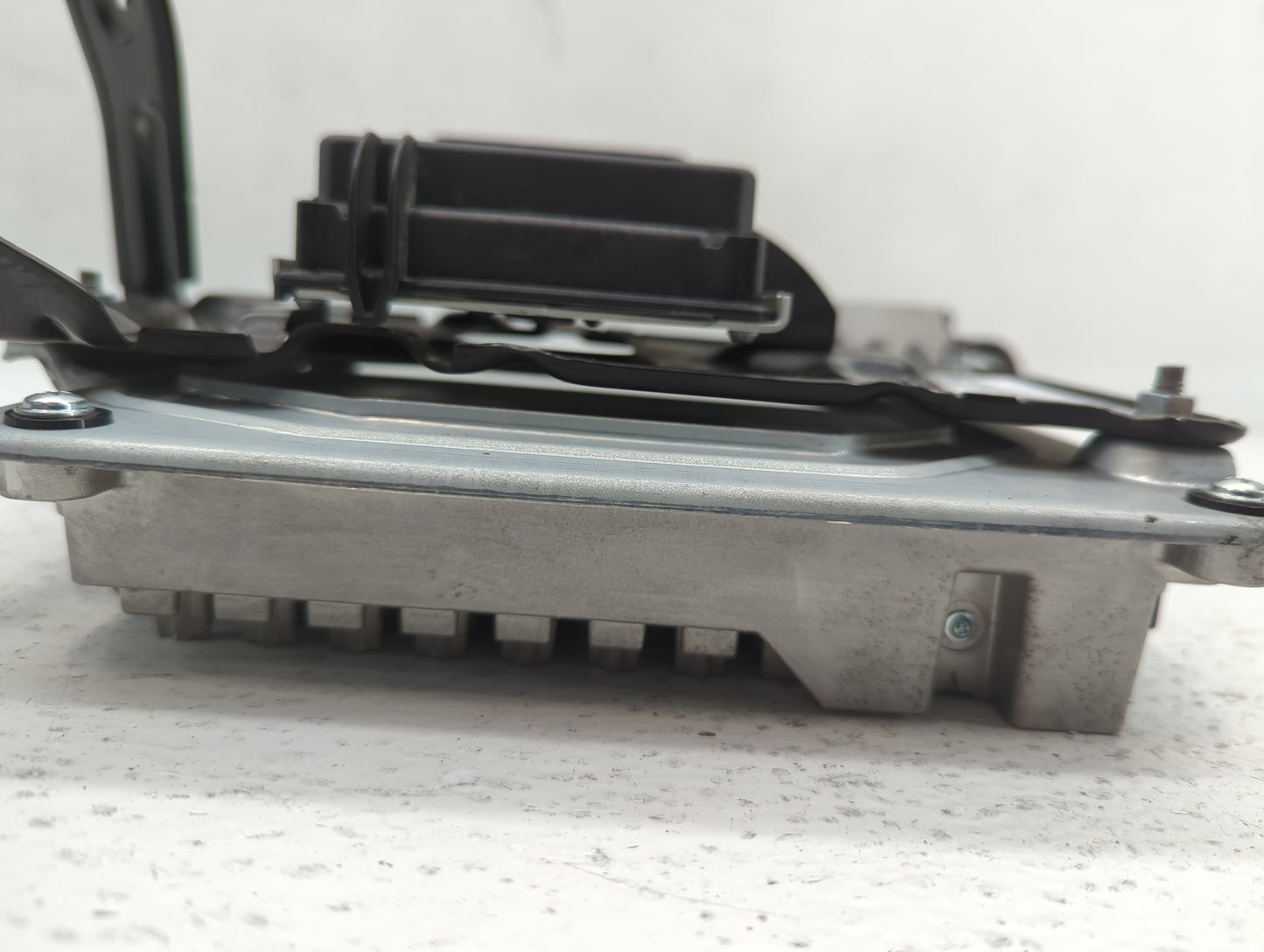 2011-2014 Chevrolet Malibu Hybrid DC Synergy Drive Power Inverter P/N:22872265 22758323 Fits Fits 2010 2011 2012 2013 2014 O