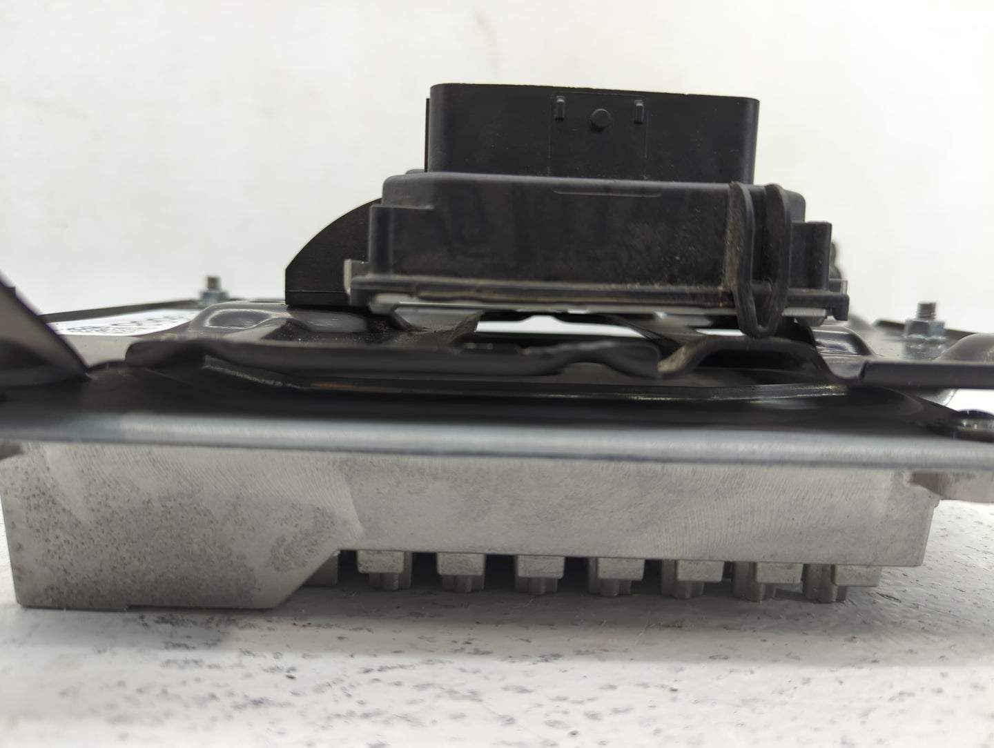 2011-2014 Chevrolet Malibu Hybrid DC Synergy Drive Power Inverter P/N:22872265 22758323 Fits Fits 2010 2011 2012 2013 2014 O