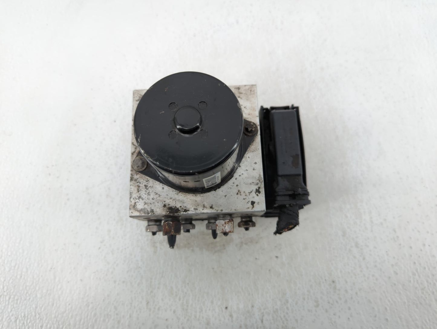 2013-2016 Chevrolet Malibu ABS Pump Control Module Replacement P/N:22971448 Fits Fits 2012 2013 2014 2015 2016 OEM Used Auto