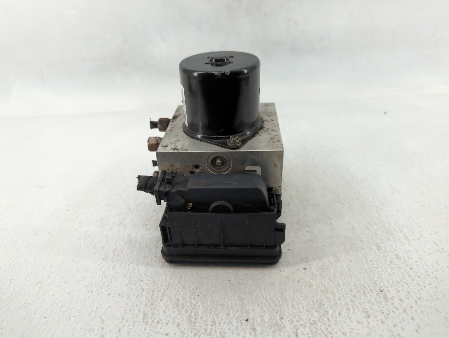 2013-2016 Chevrolet Malibu ABS Pump Control Module Replacement P/N:22971448 Fits Fits 2012 2013 2014 2015 2016 OEM Used Auto