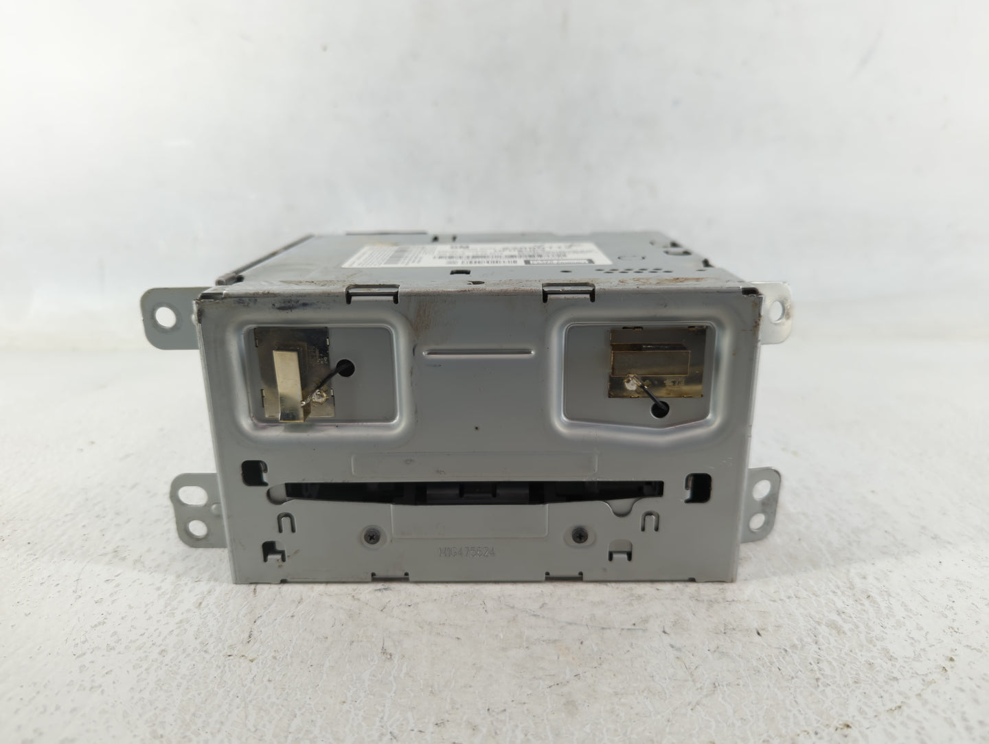 2013-2013 Chevrolet Malibu Am Fm Cd Player Radio Receiver - Oemusedautoparts1.com