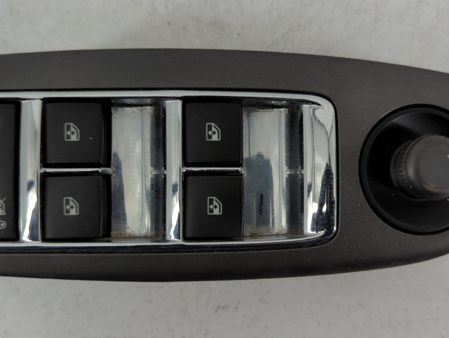2013 Chevrolet Malibu Master Power Window Switch Replacement Driver Side Left P/N:1045V004451363 Fits Fits 2011 2012 OEM Use