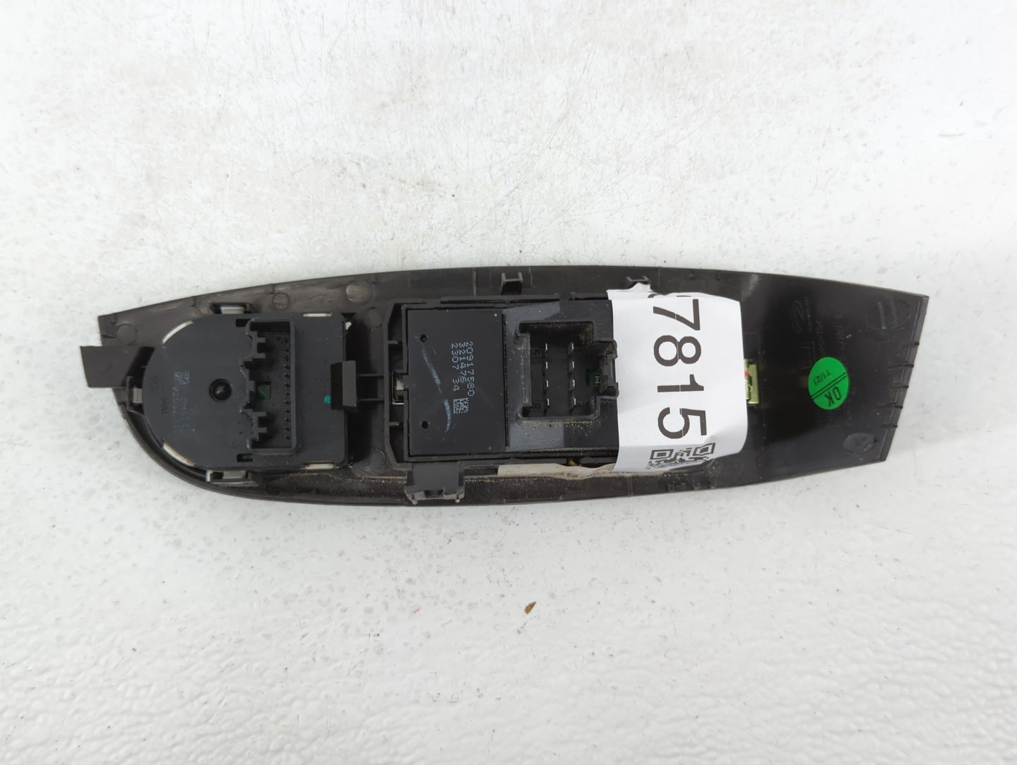 2013 Chevrolet Malibu Master Power Window Switch Replacement Driver Side Left P/N:1045V004451363 Fits Fits 2011 2012 OEM Use