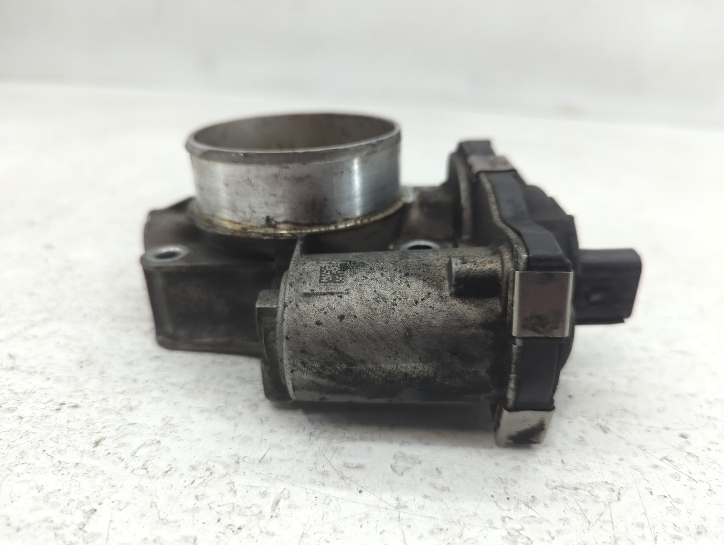 2013-2014 Chevrolet Malibu Throttle Body P/N:126321010A Fits Fits 2012 2013 2014 2015 OEM Used Auto Parts - Oemusedautoparts