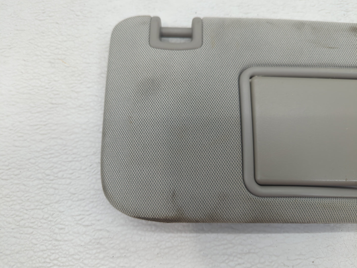 2013-2016 Chevrolet Malibu Sun Visor Shade Replacement Passenger Right Mirror Fits Fits 2013 2014 2015 2016 OEM Used Auto Pa