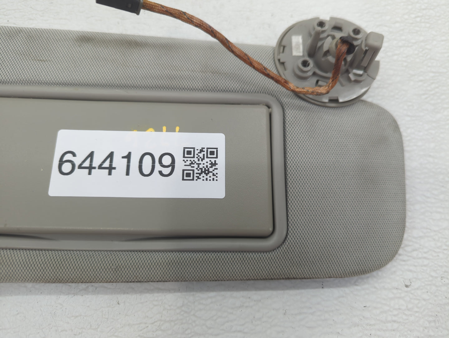 2013-2016 Chevrolet Malibu Sun Visor Shade Replacement Passenger Right Mirror Fits Fits 2013 2014 2015 2016 OEM Used Auto Pa