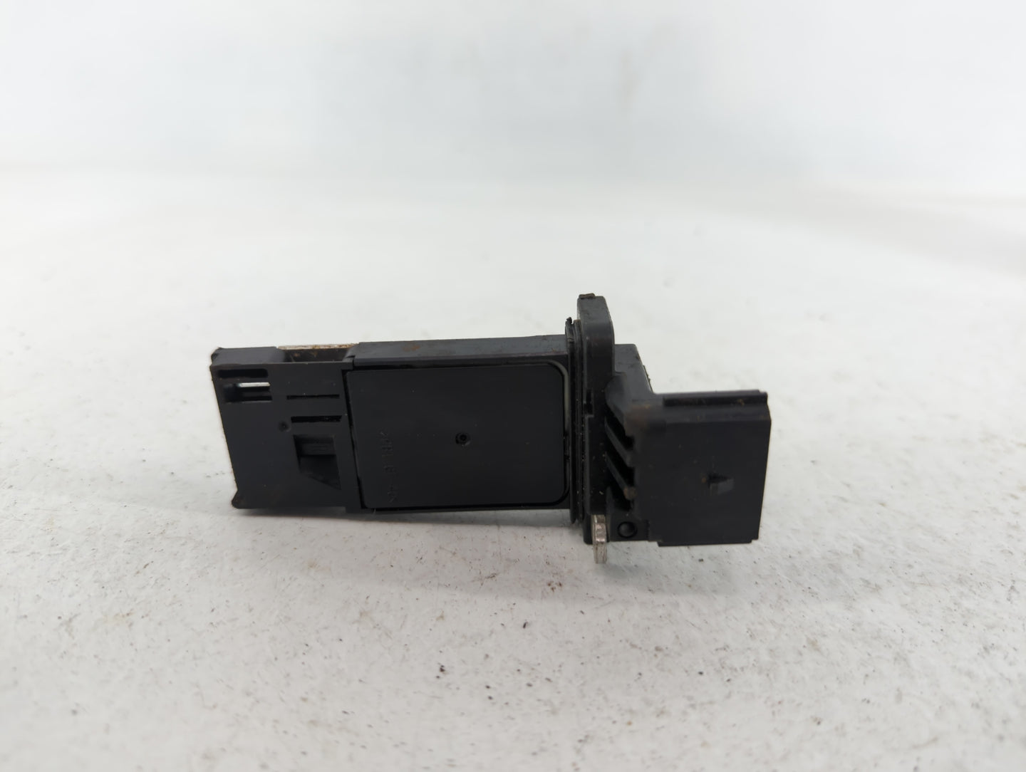 2013-2016 Chevrolet Malibu Mass Air Flow Meter Maf - Oemusedautoparts1.com