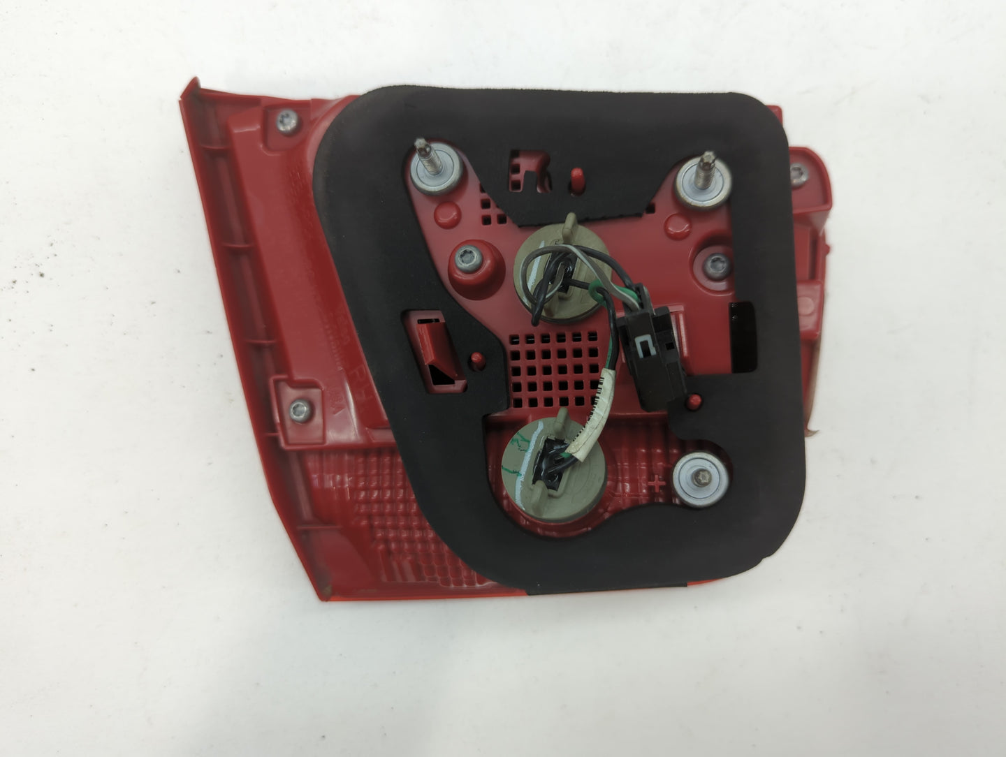 2013-2016 Chevrolet Malibu Tail Light Assembly Passenger Right OEM P/N:22907312 Fits Fits 2013 2014 2015 2016 OEM Used Auto 