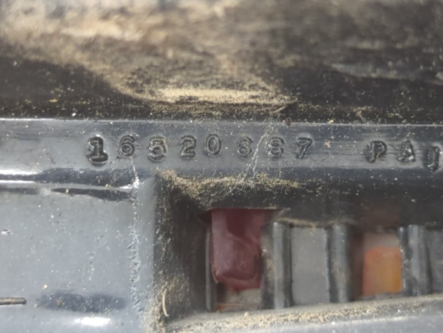 2013-2016 Chevrolet Malibu Tail Light Assembly Passenger Right OEM P/N:16520687 Fits Fits 2013 2014 2015 2016 OEM Used Auto 