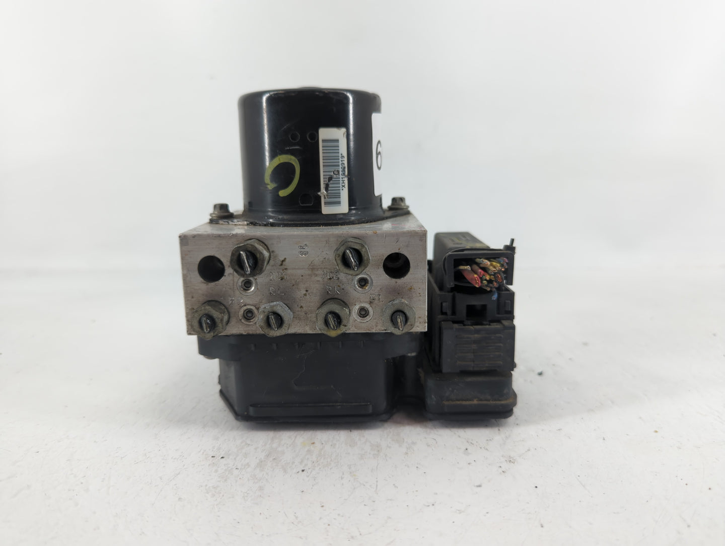2013-2016 Chevrolet Malibu ABS Pump Control Module Replacement P/N:22971448 Fits Fits 2012 2013 2014 2015 2016 OEM Used Auto
