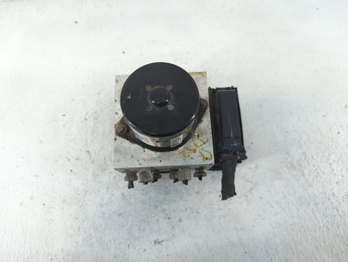 2013-2016 Chevrolet Malibu ABS Pump Control Module Replacement P/N:22888646 Fits Fits 2012 2013 2014 2015 2016 OEM Used Auto