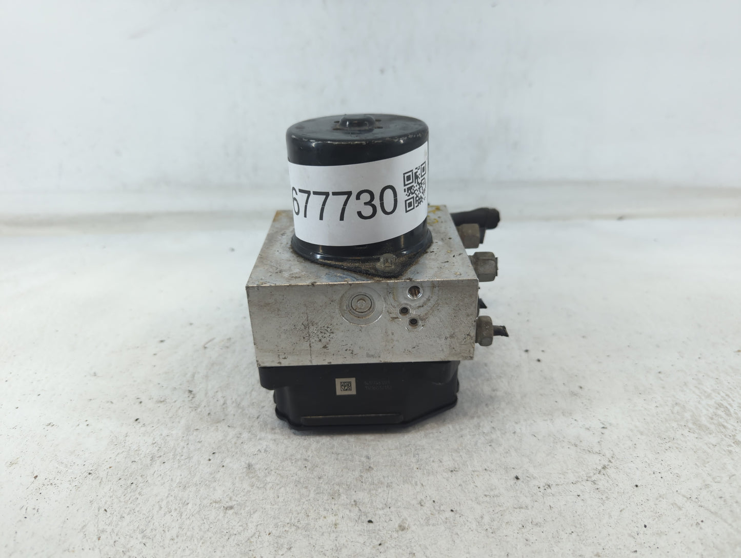 2013-2016 Chevrolet Malibu ABS Pump Control Module Replacement P/N:22888646 Fits Fits 2012 2013 2014 2015 2016 OEM Used Auto