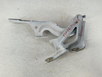 2013 Chevrolet Malibu Driver Left Hood Hinge - Oemusedautoparts1.com