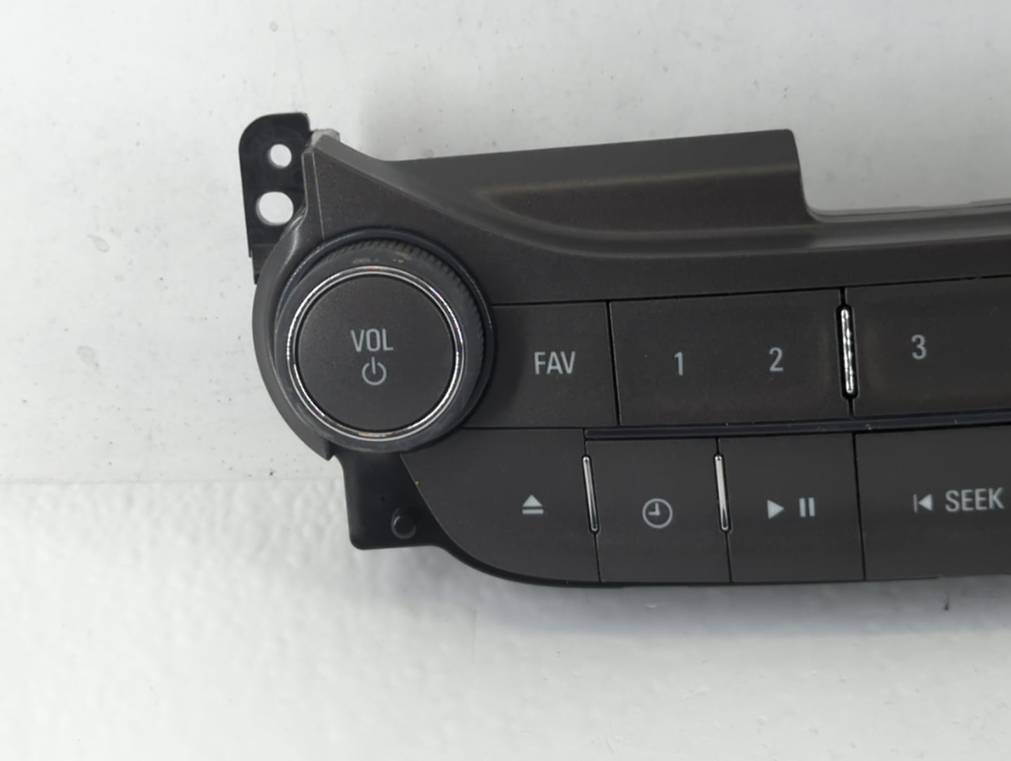 2013-2013 Chevrolet Malibu Radio Control Panel - Oemusedautoparts1.com