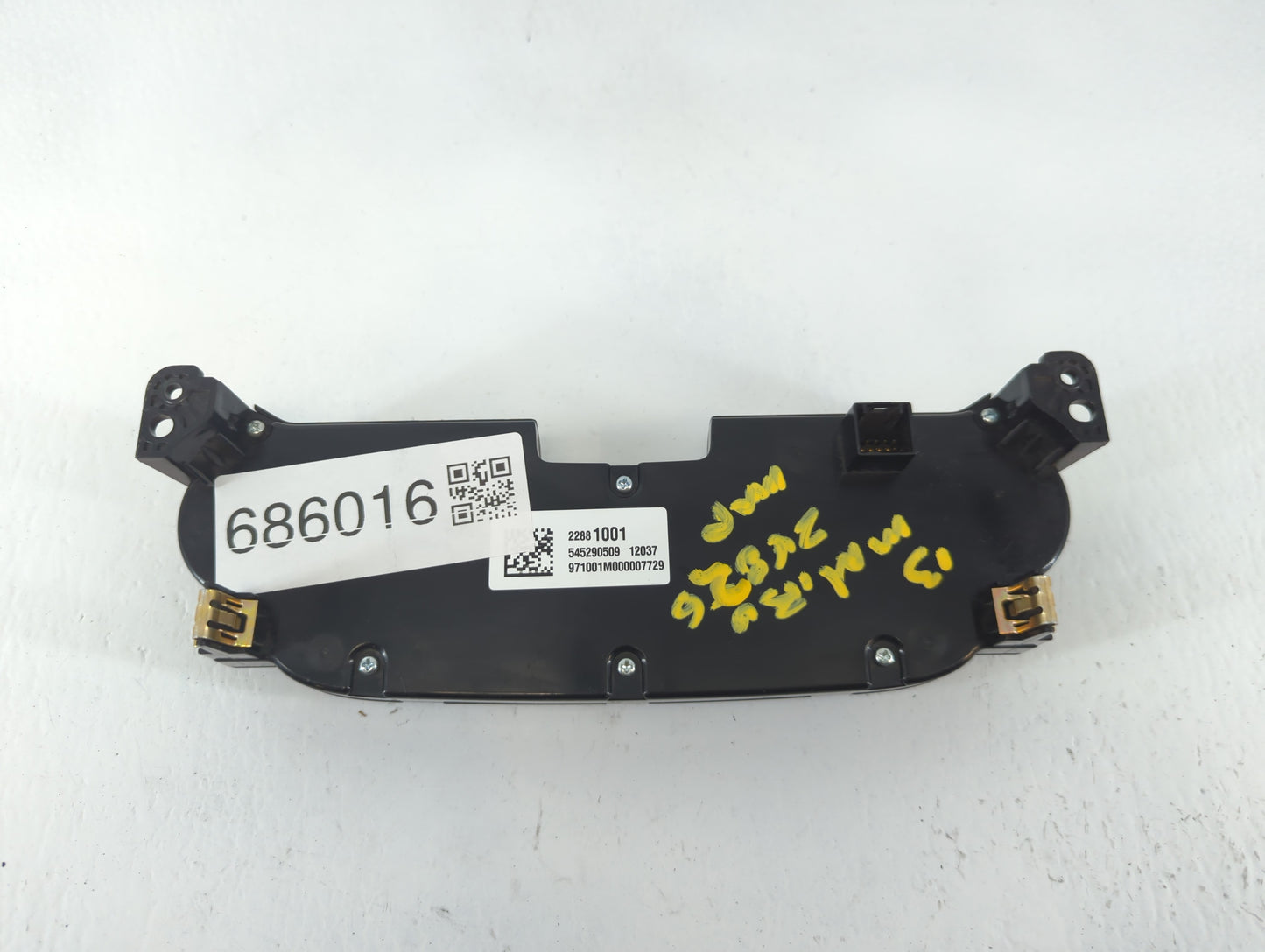 2013-2013 Chevrolet Malibu Radio Control Panel - Oemusedautoparts1.com