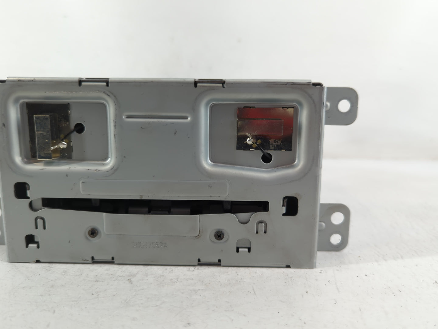 2013 Chevrolet Malibu Radio AM FM Cd Player Receiver Replacement P/N:22965236 Fits OEM Used Auto Parts - Oemusedautoparts1.c