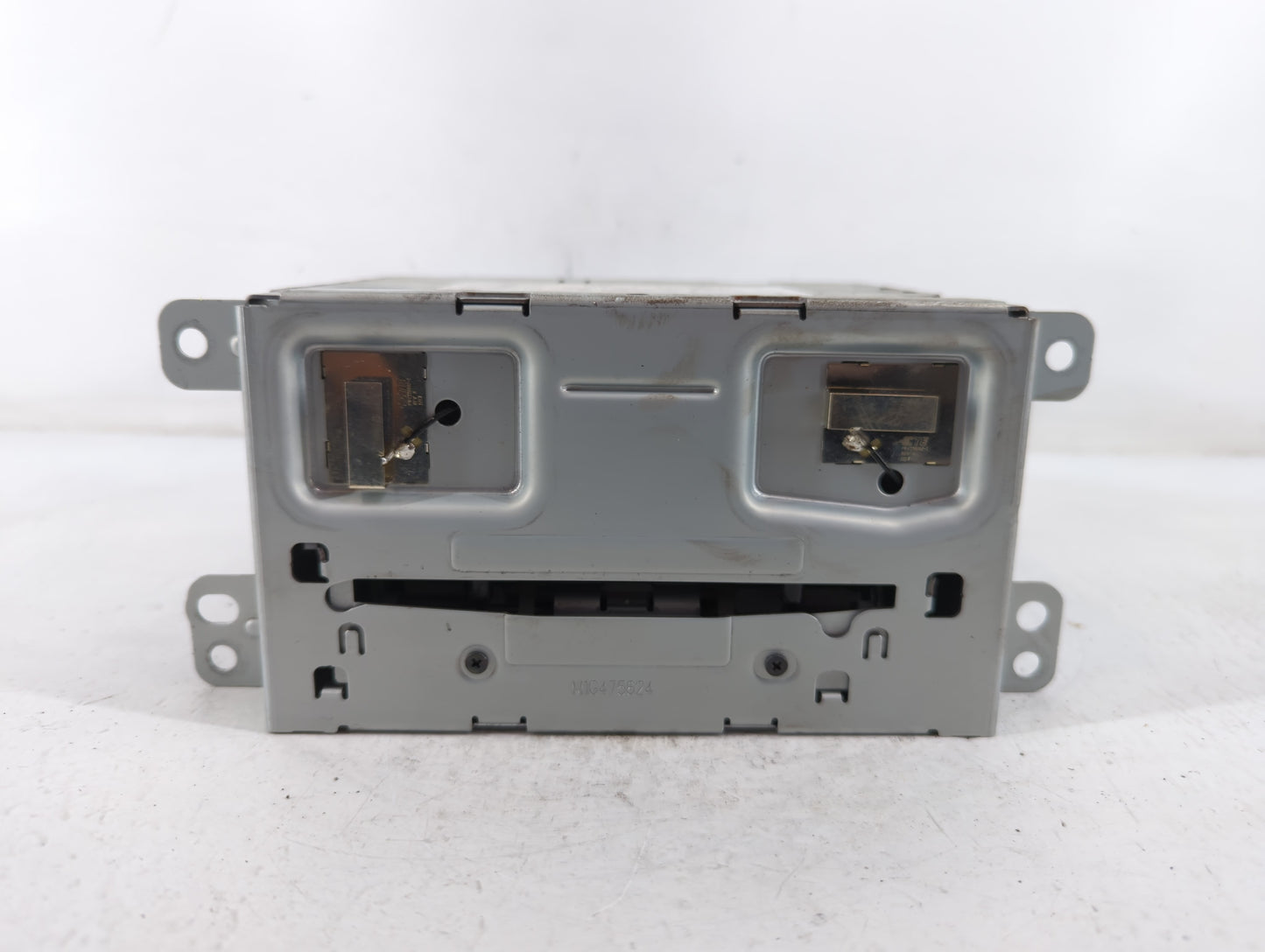 2013 Chevrolet Malibu Radio AM FM Cd Player Receiver Replacement P/N:22965236 Fits OEM Used Auto Parts - Oemusedautoparts1.c