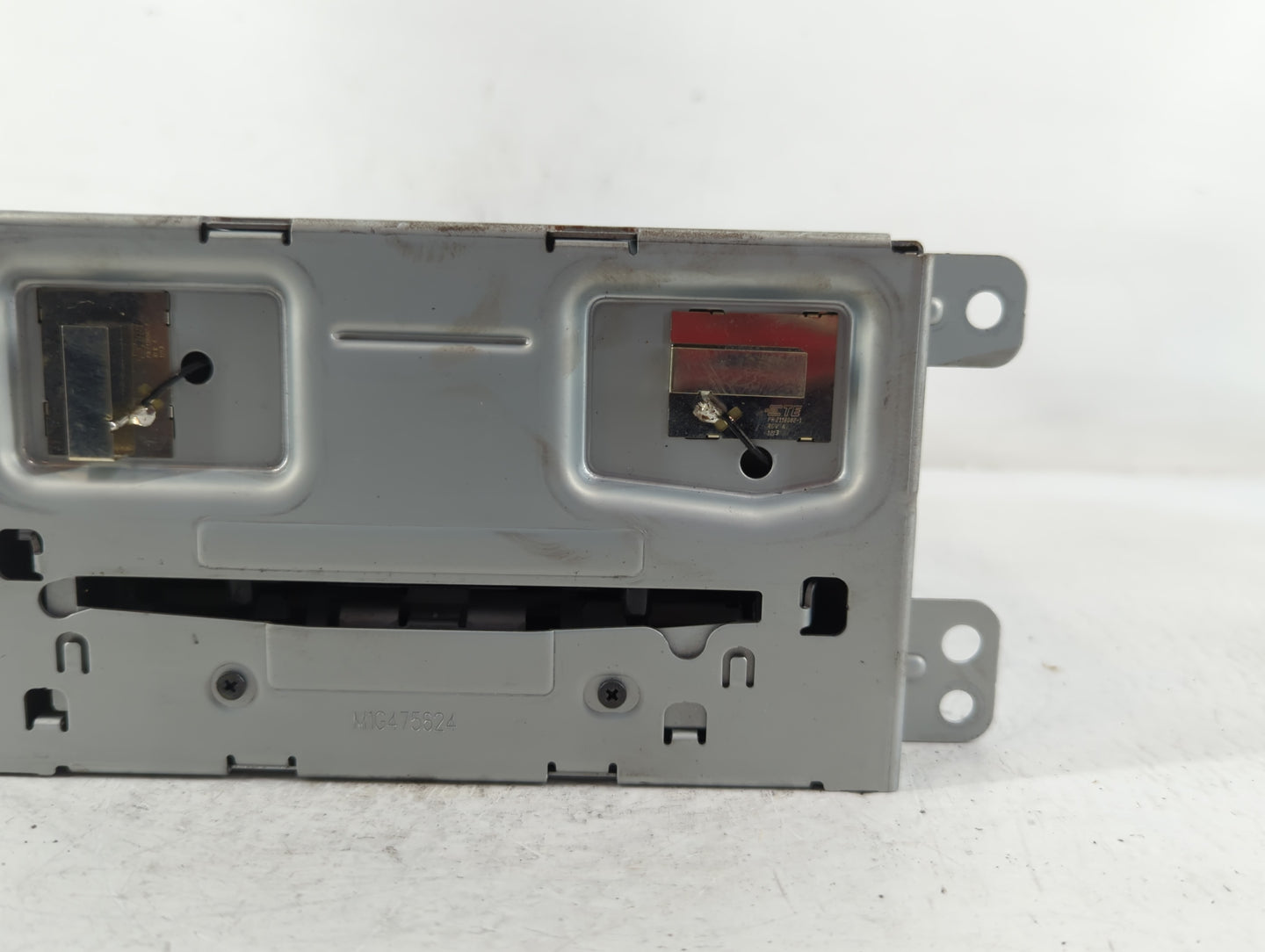 2013 Chevrolet Malibu Radio AM FM Cd Player Receiver Replacement P/N:22965236 Fits OEM Used Auto Parts - Oemusedautoparts1.c