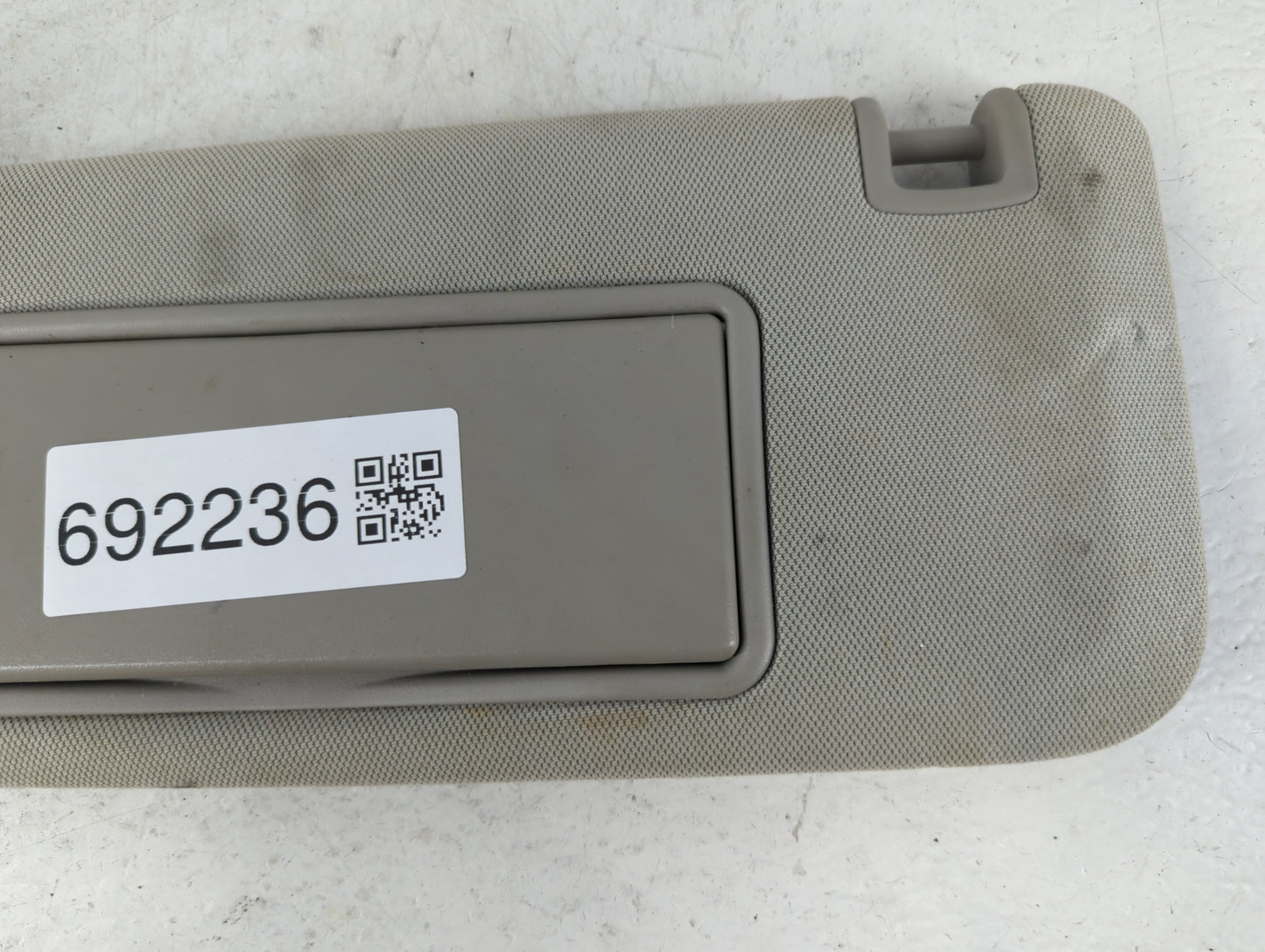 2013-2016 Chevrolet Malibu Sun Visor Shade Replacement Driver Left Mirror Fits Fits 2013 2014 2015 2016 OEM Used Auto Parts 