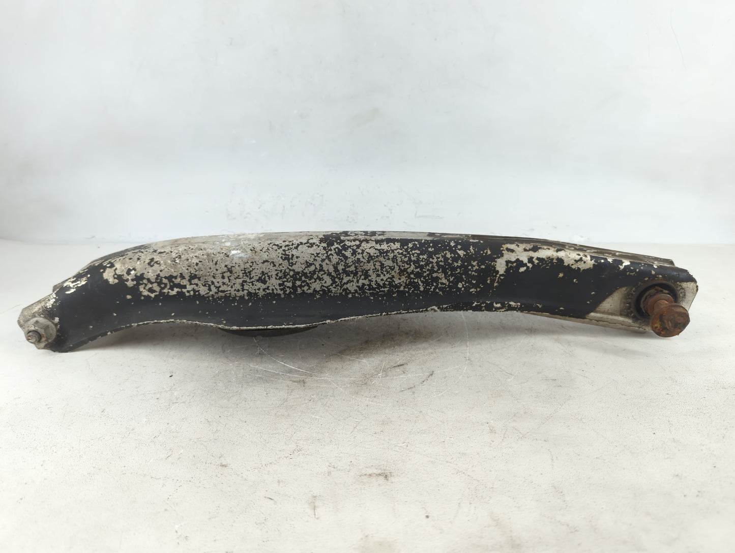 2013-2016 Chevrolet Malibu Passenger Rear Lower Control Arm Oem - Oemusedautoparts1.com