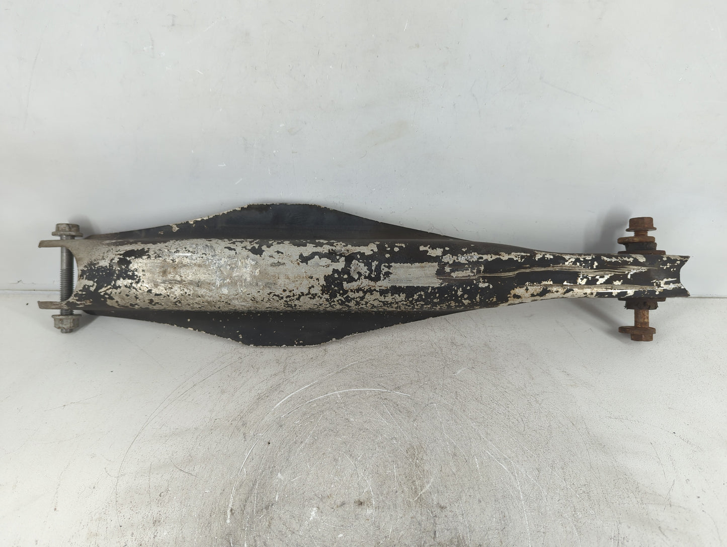 2013-2016 Chevrolet Malibu Passenger Rear Lower Control Arm Oem - Oemusedautoparts1.com