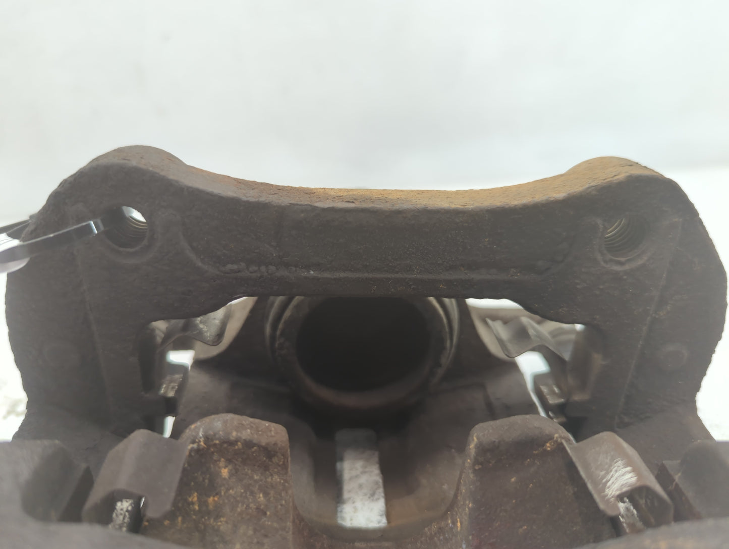 2013-2016 Chevrolet Malibu Front Passenger Right Brake Caliper - Oemusedautoparts1.com