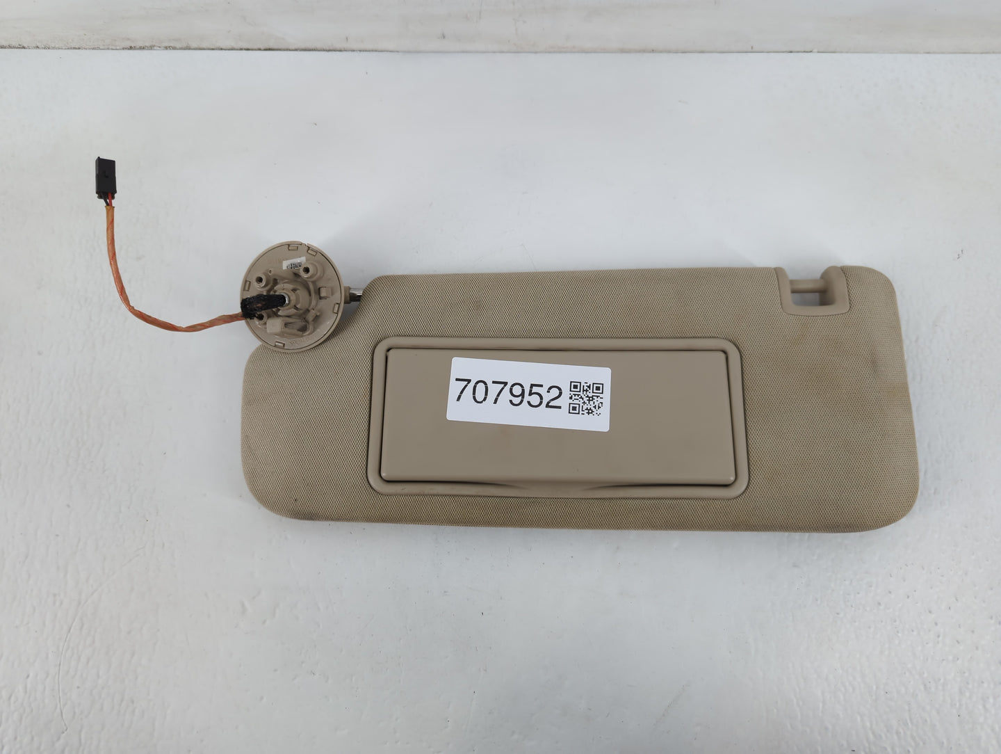 2013-2016 Chevrolet Malibu Sun Visor Shade Replacement Driver Left Mirror Fits Fits 2013 2014 2015 2016 OEM Used Auto Parts 